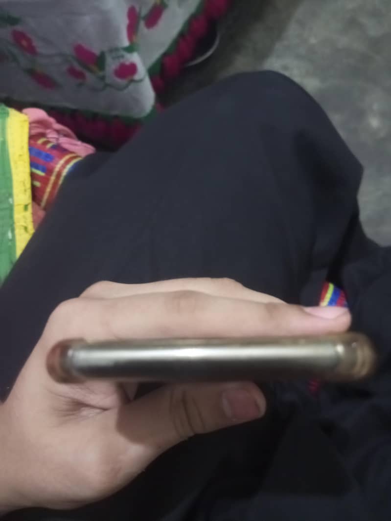 iphone 8 plus non pta 4