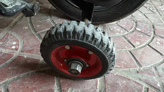 Scooty Supporting Wheels(For Electric Scooty) - Learning Purpose