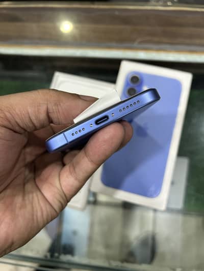 Iphone 16 plus 128 gb ultramarine