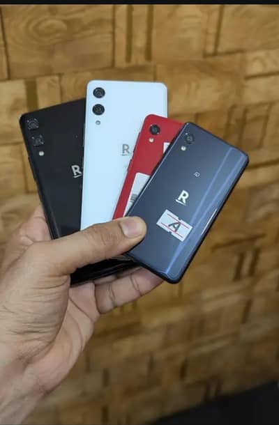 japanese brand rakuten mini 3,32 , PTA approved,box pack condition