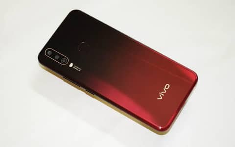 vivo y15