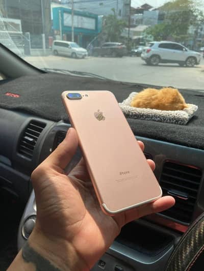 Iphone 7puls 128 GB my WhatsApp number 0370-36-59-905