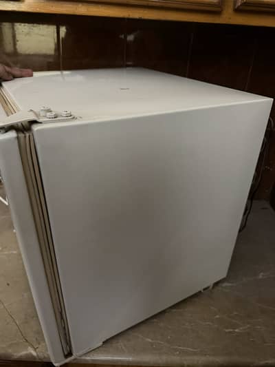 Mini Room Refrigerator