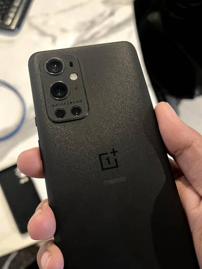 OnePlus 9Pro 5g - 12/256Gb