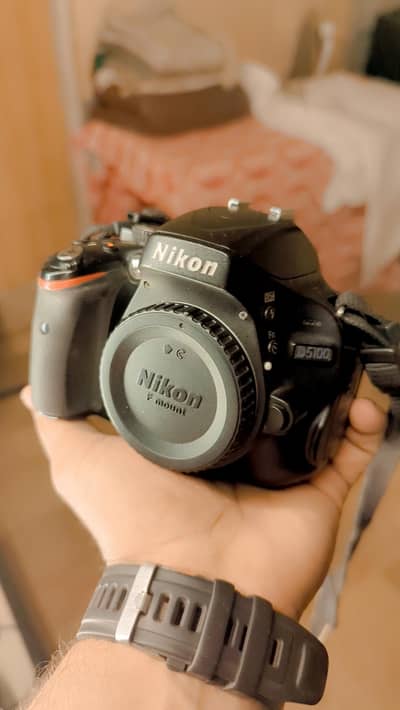 Nikon D5100