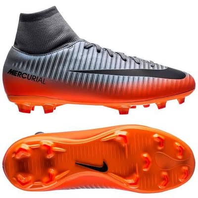 Nike marcurial bilkul new condition ma 10/10 size uk 11