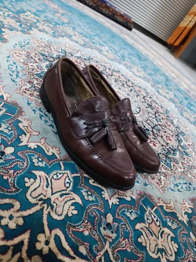 branded loafer most demanded shoes