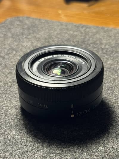 Lumix 12-32mm f3.5-5.6 ASPH Mega OIS Lens for Micro Four Thirds
