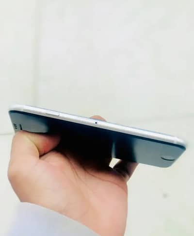 iPhone SE 2020 Urgent sale