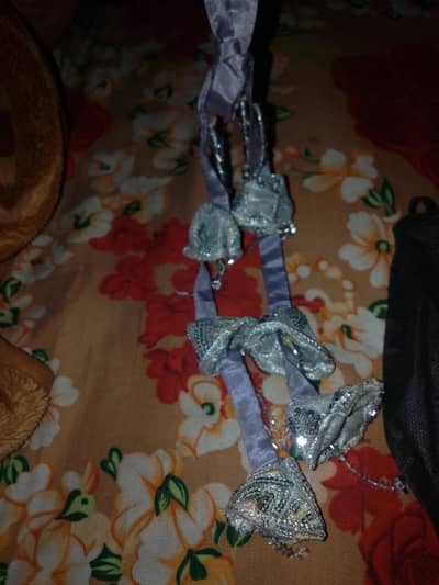 it is a pure handmade tusle pair