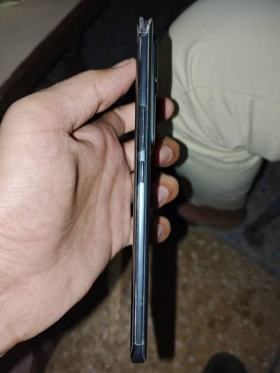 Vivo V 30 5G 12/256 gb