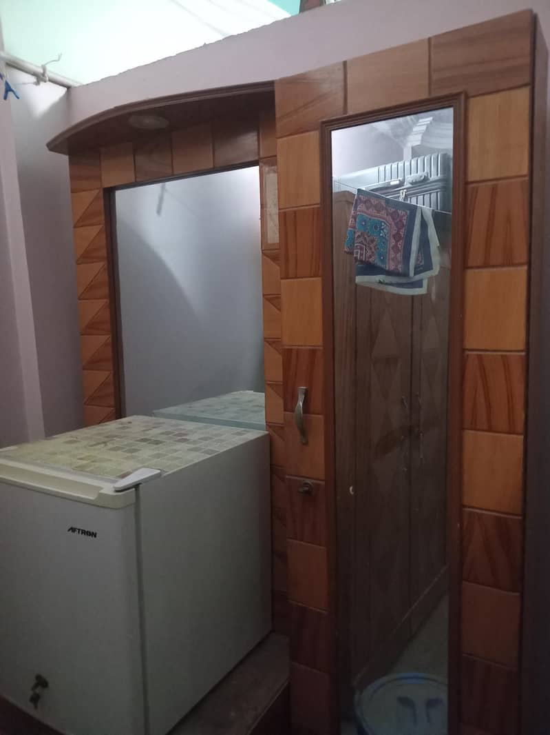 Dressing Table like new 0