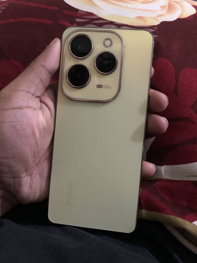 Infinix Hot 40 [8GB/256GB]used-with box