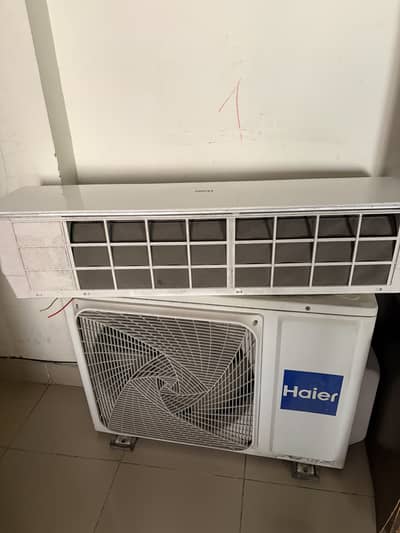 Haier 1.5 ton DC Inverter AC