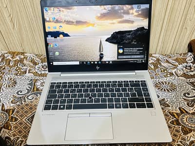 Hp elite book Ryzen 5 pro 3500u