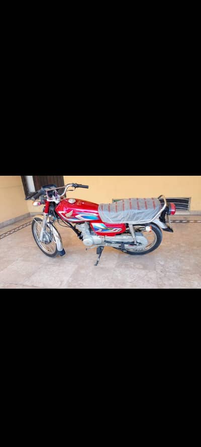 Honda 125 all genuine lUsh condition