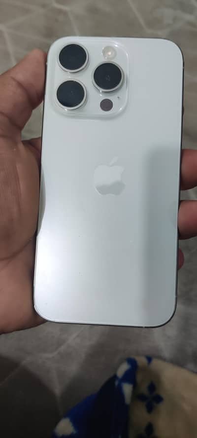 Iphone 15 pro white jv non pta 128gb