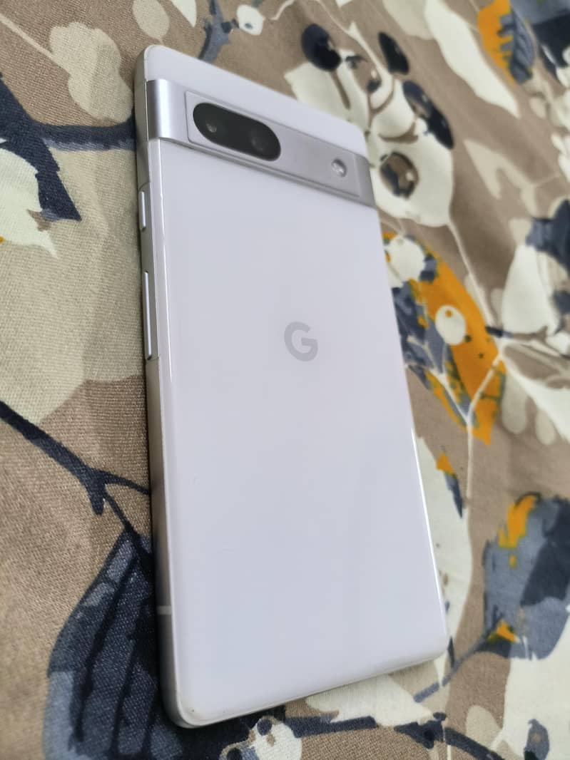 google pixel 7A 1
