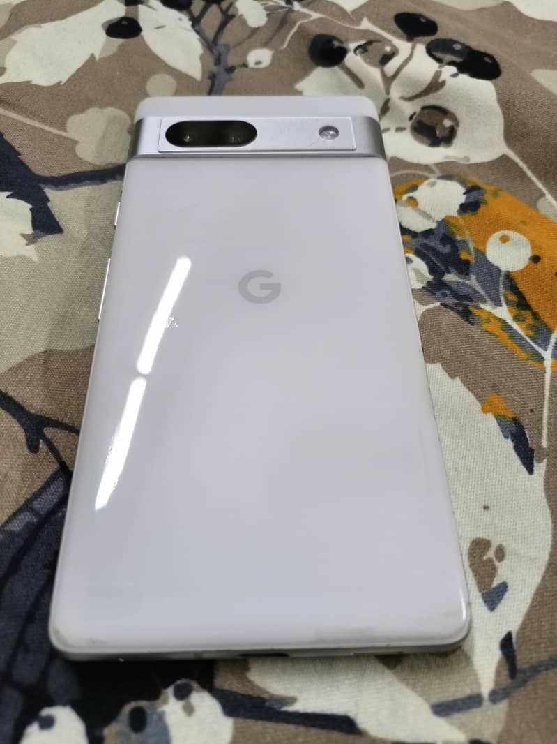 google pixel 7A 3