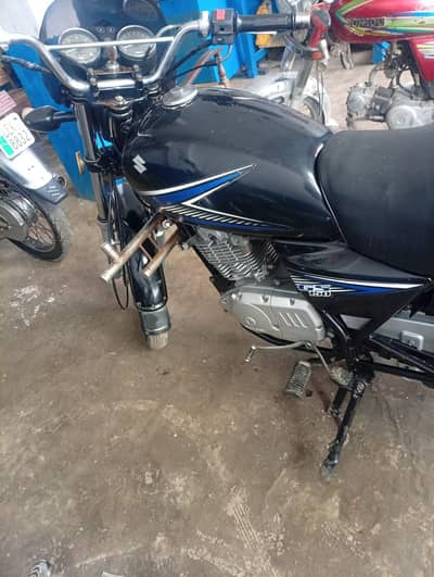 Suzuki gs150