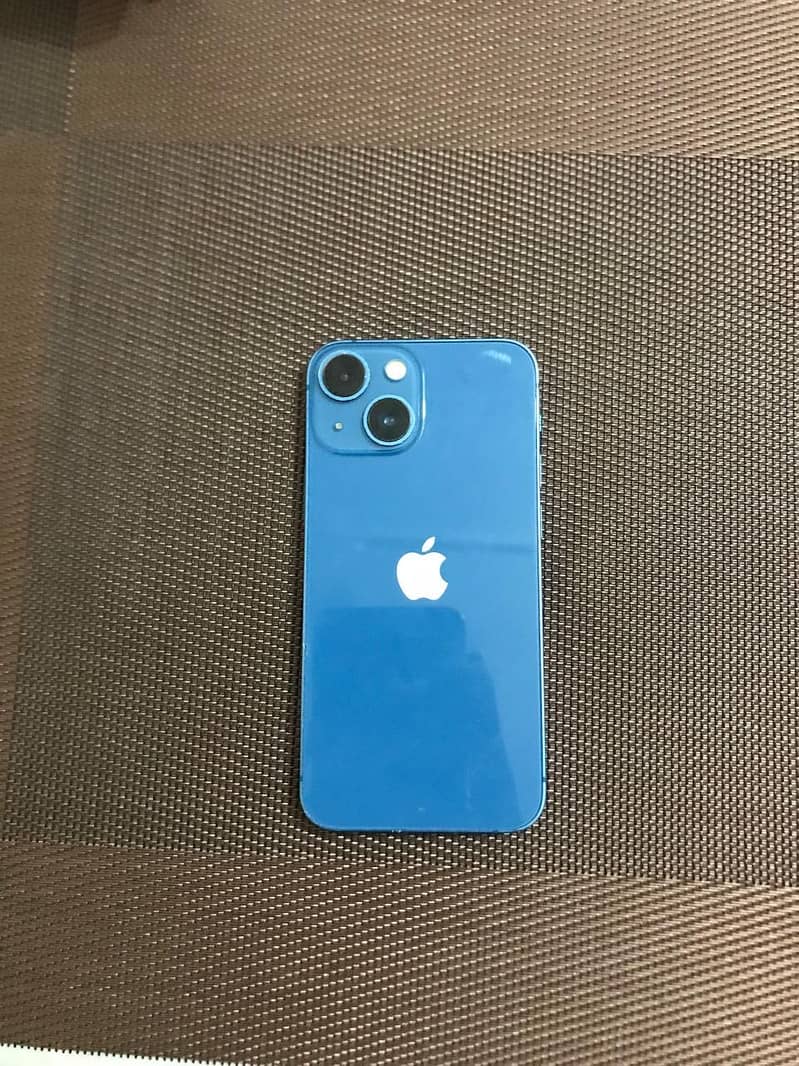 iPhone 13 mini 0