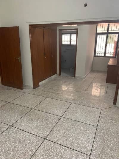 Full House Single Available For Rent