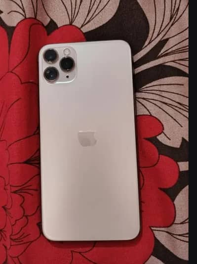 I'm selling my iphone 11pm