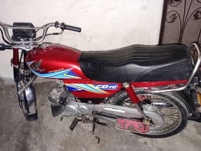 Honda 70 2019 model fresh condition genuine engine are documents clear