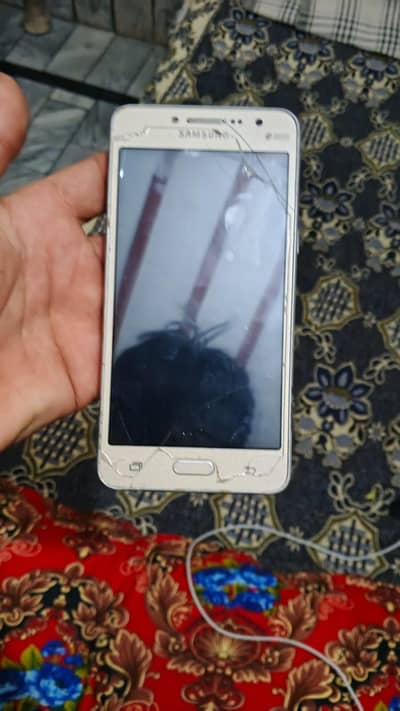 For sale 1.5 gb ram 8 gb internal storage