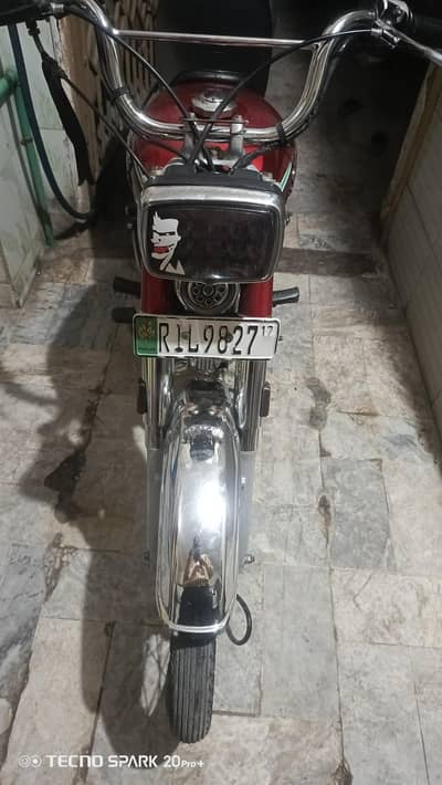 Honda CD 70 urgent for sale bio open ha mara pas