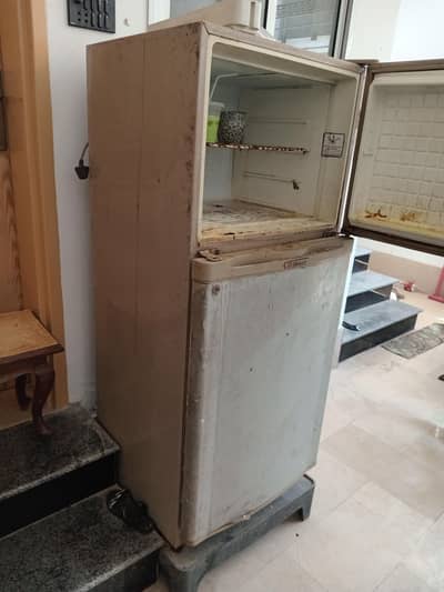 Dawlance low prices Good condition