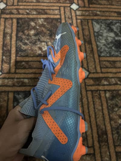 Football shoes