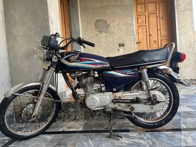 Honda CG 125 home used genuine condition 2015 Model