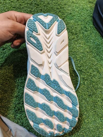 Premium Quality Comfortable Sports Shoes for Running Gym and cricket