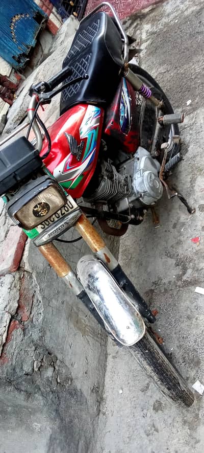 O322~6368~617~HONDA CG 125 JAPANIS MODEL 1984