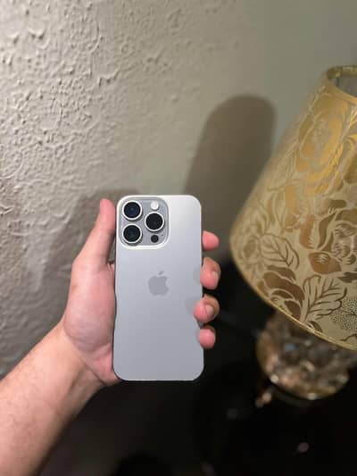 IPHONE 15 PRO FACTORY UNLOCK