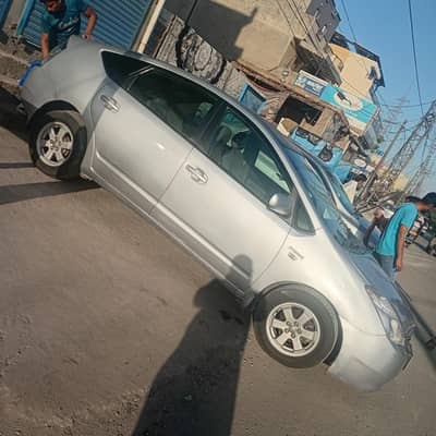 Toyota prius 1.5 Hybrid  for sale