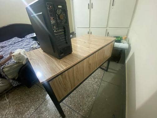 Gaming Computer Table 0
