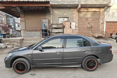 Honda Civic EXi Prismatic 2004