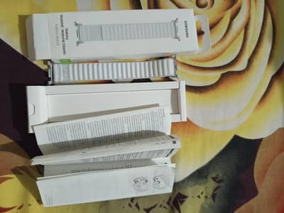 Samsung galaxy watch 8 44mm strap ( white color)