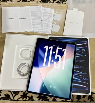 iPad Pro M2 6th 12.9 Inches Complete Box