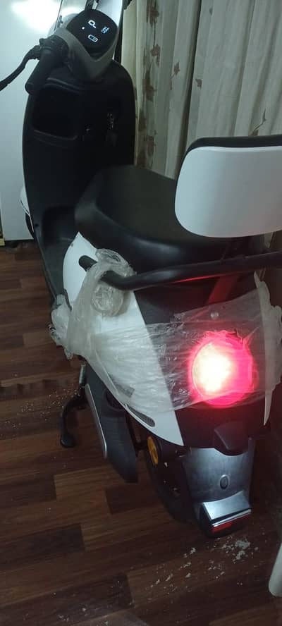 Electric Scooty - RoadKing JOY