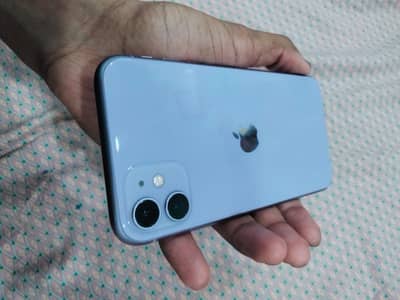 iPhone 11 [128 gb] PTA Approved – Excellent Condition –
