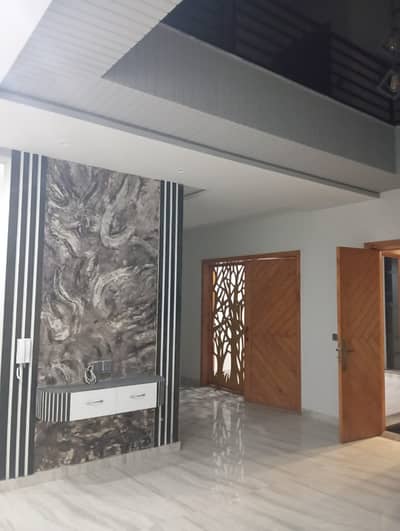 Raza town Canal Road