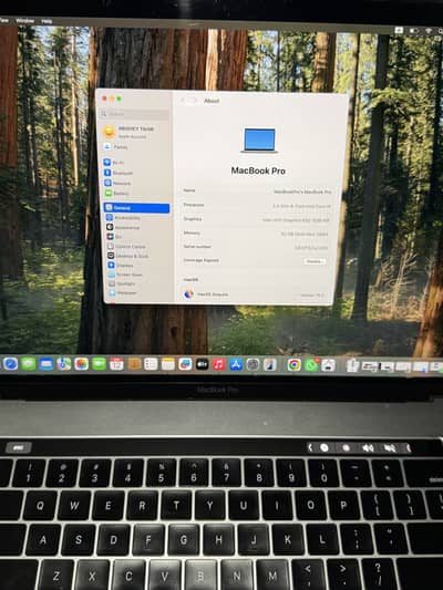 Macbook pro { 2019 } 15.6 Inch
