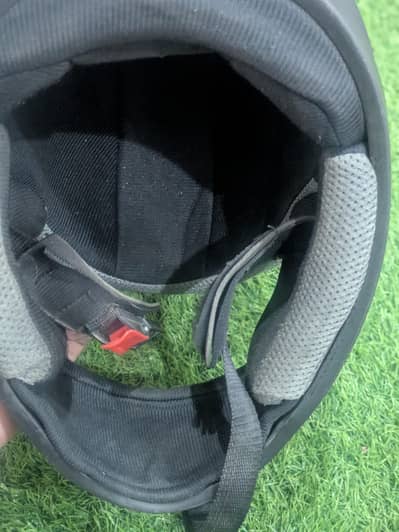 TECH Sports Helmet Bikul new hai thore dair use Kya hai bikul saaf be