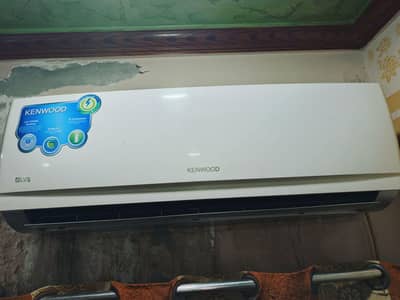 Kenwood 1.5 ton heat and cool AC