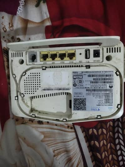 Huawei FIBER ROUTER