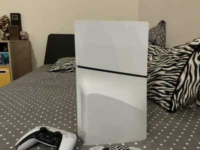 Ps5 with 2 controllers