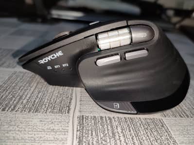 Royche RX-900S–Dual Mode–Bluetooth + 2.4GH– Smooth & Fast–Rechargeabl